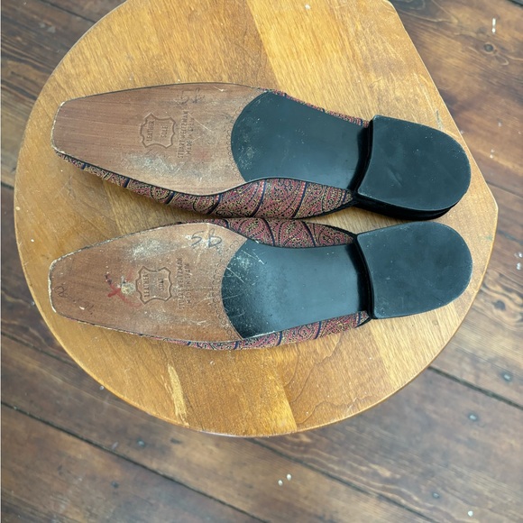 Salvatore Ferragamo Oriental Square Toe Mule - Picture 3 of 10